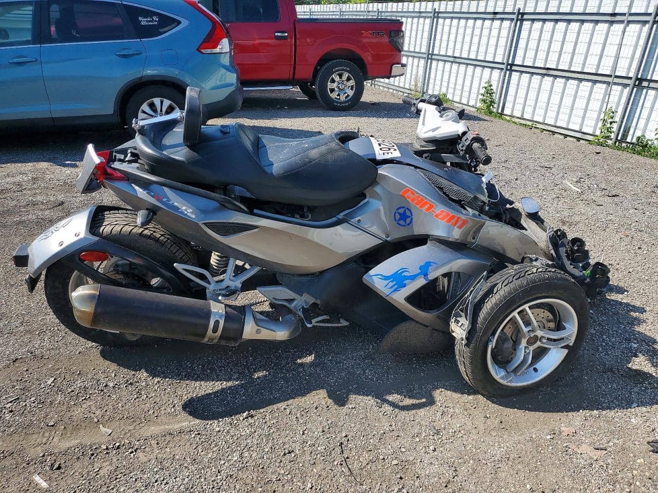 2011 CAN-AM SPYDER ROADSTER — zdjęcie z aukcji