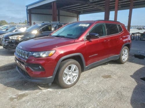 Zdjęcie główne ogłoszenia JEEP COMPASS LATITUDE